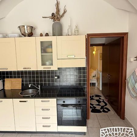 1-Bedroom Apartment Bello Posto Аккуазериа Экстерьер фото