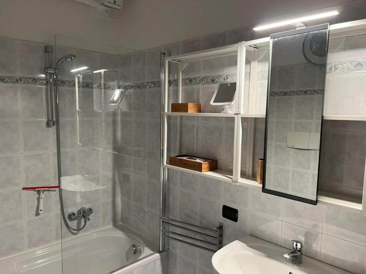 1-Bedroom Apartment Bello Posto Аккуазериа Экстерьер фото